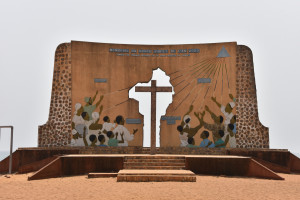 Denkmal am Starnd von Benin